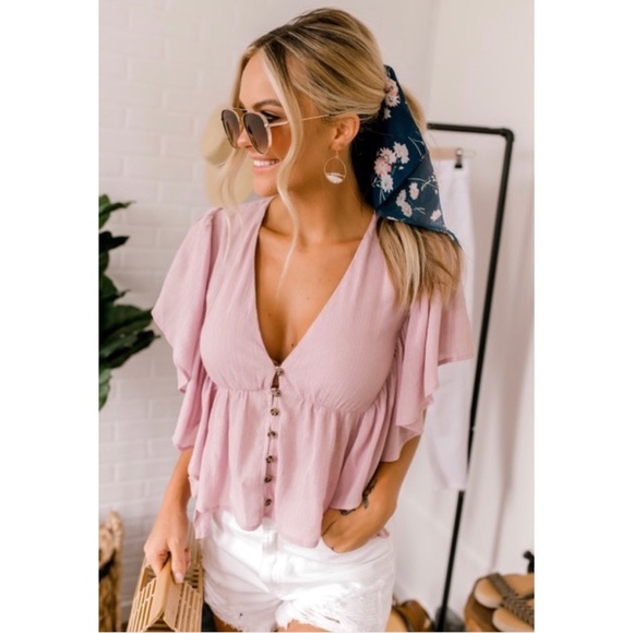 Magnolia Boutique Tops - NWT Crepe Top